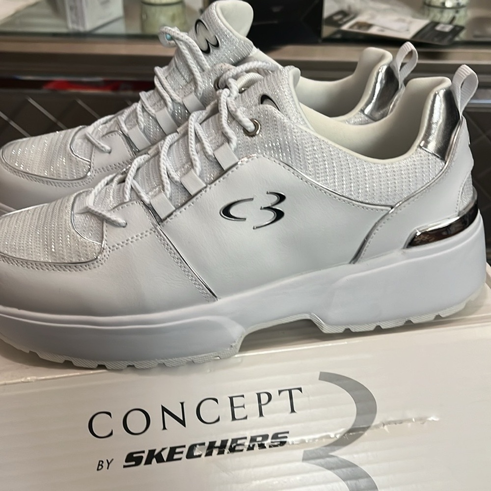 New! Skechers Concept 3 White Sneakers - Picture 3 of 4